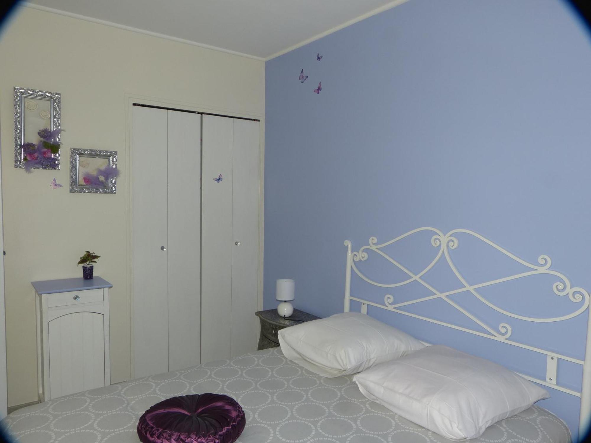 Eclats Du Sud Hebergements "Les Lavandes" Ou "Les Romarins" Meubles De Tourisme Classes 3 Etoiles Auriol Zimmer foto